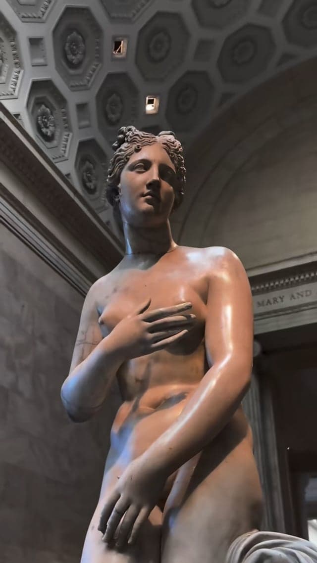 Venus sculpture, Madrid